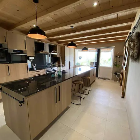 Bed- And Breakfast Mama Mia فندق مبيت وإفطار