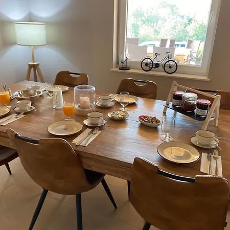 Mama Mia Bed & Breakfast
