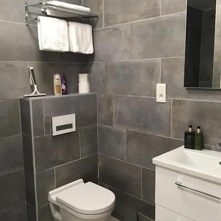 Bed- And Breakfast B&B Mama Mia Couette-café Obrovac