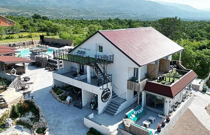 Bed- And Breakfast Mama Mia 4*